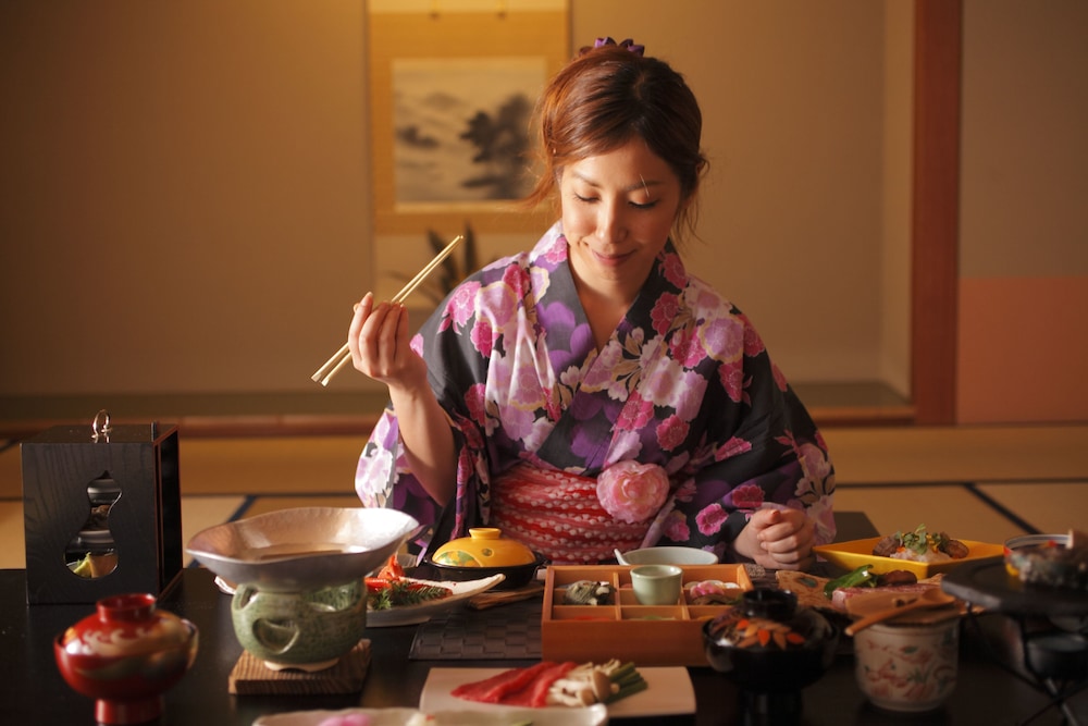 ONISHIYA SUISHOEN 52/60