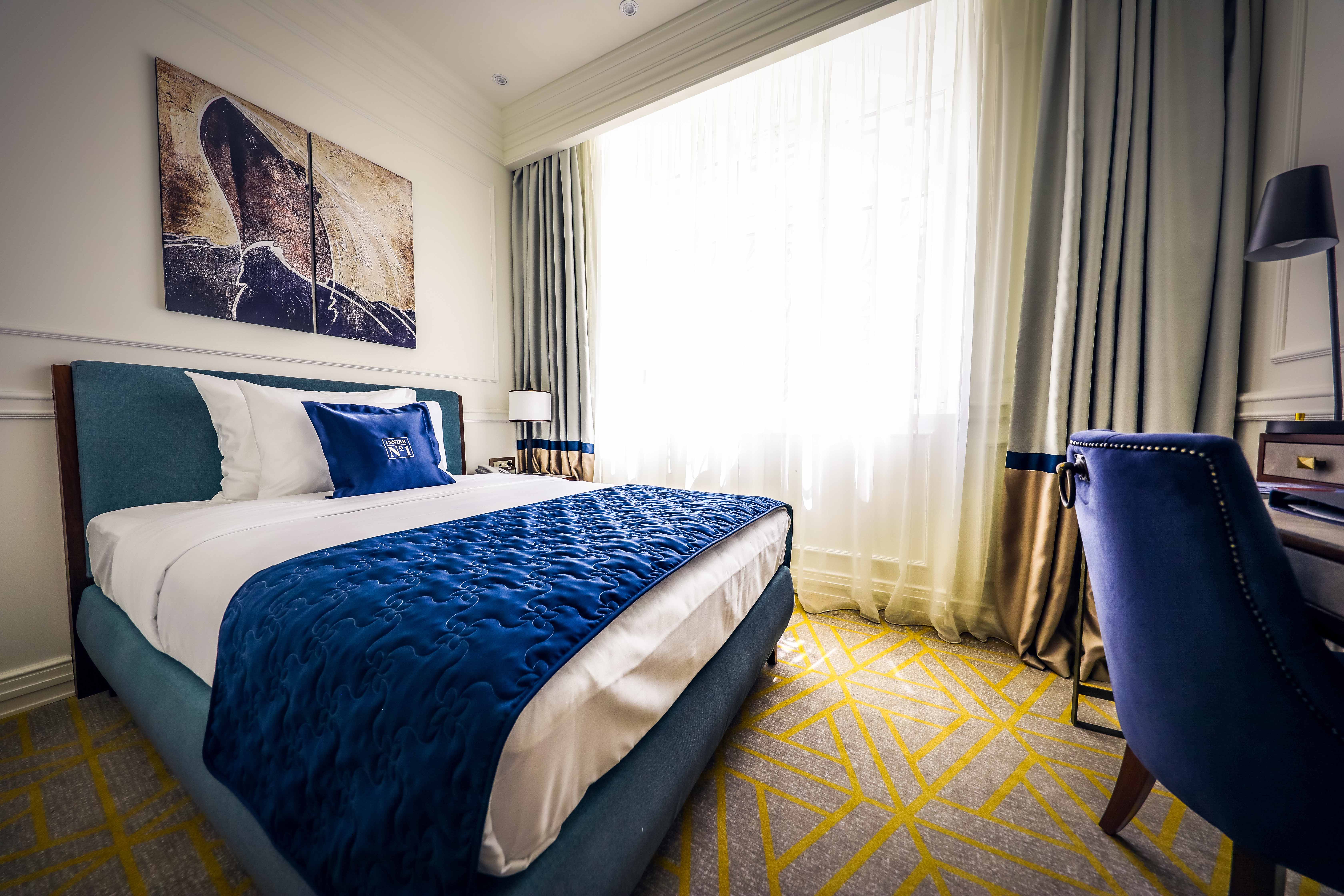 Economy Room