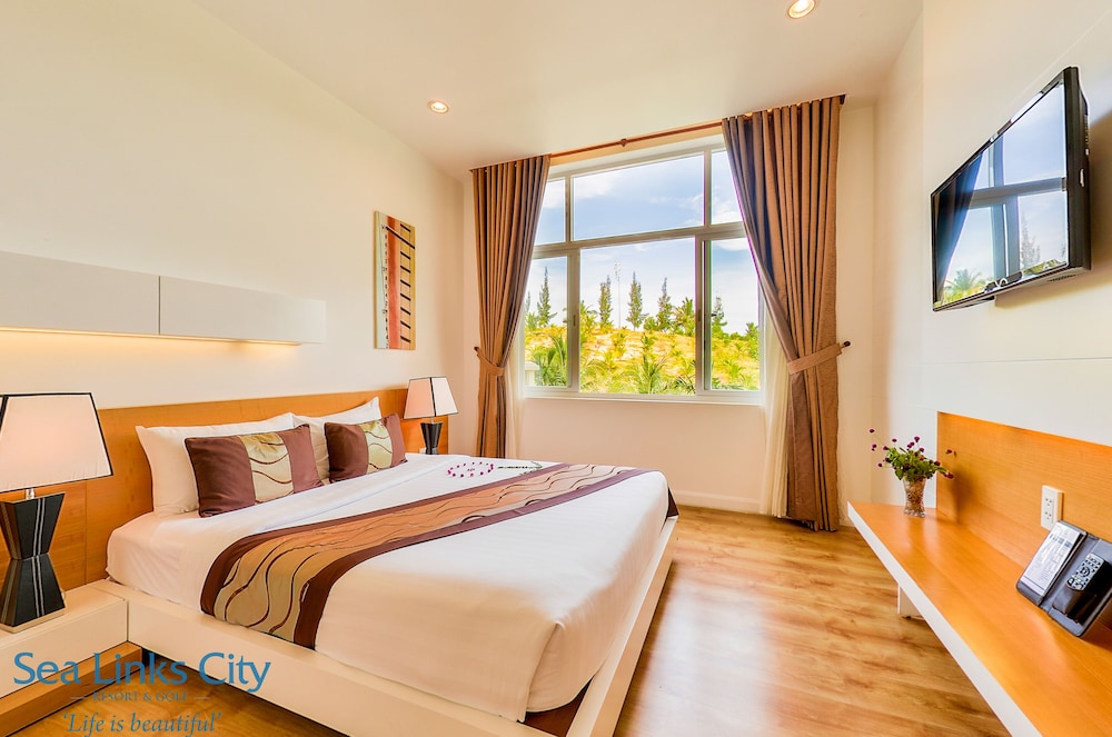 1 BEDROOM, APARTMENT, GARDEN VIEW
