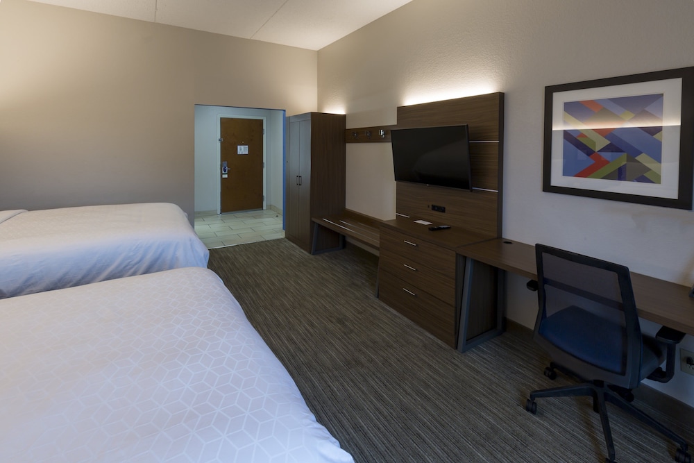 Holiday Inn Express & Suites Louisville South-Hillview, an IHG Hotel 22/55