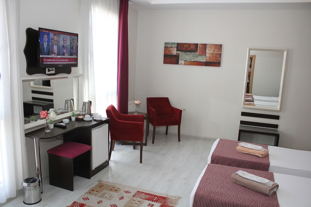 Niconya Port Suite Hotel 48/64
