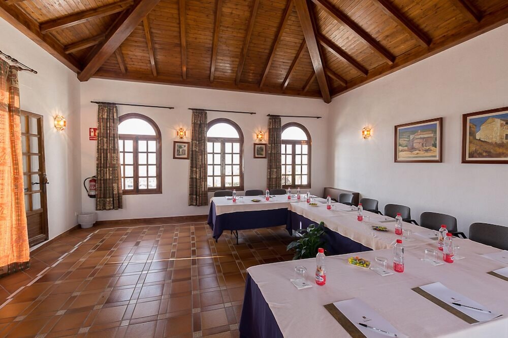 Hotel Villa Turistica de Priego 42/58