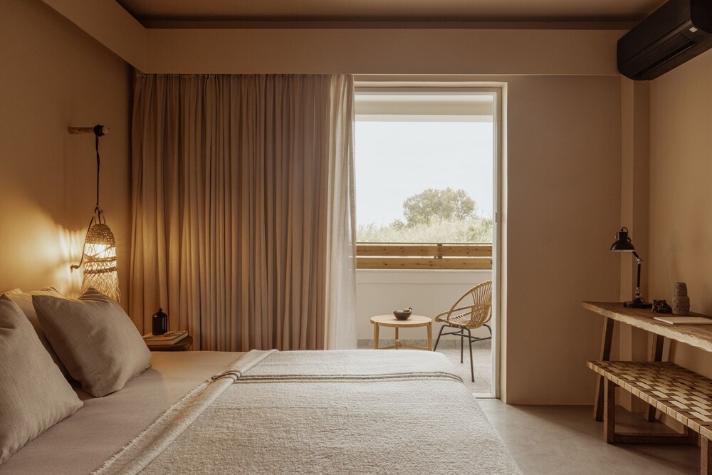 More Meni Residence and Suites 20/50