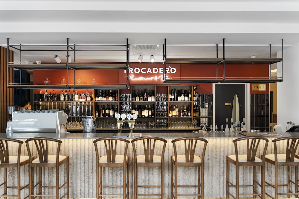 Legacy Airedale Hotel Auckland 54/67