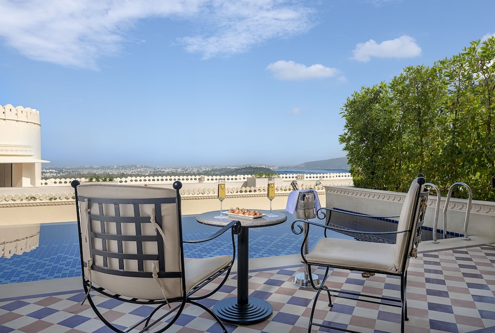 Aurika Udaipur - Luxury by Lemon Tree Hotels 48/50
