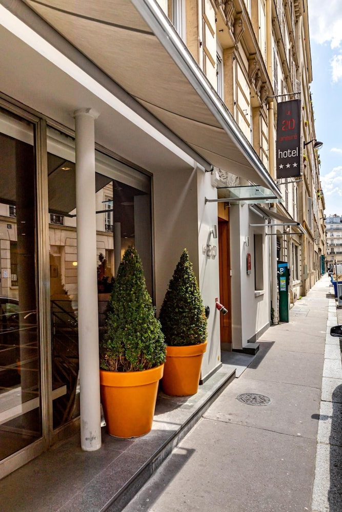 Le 20 Prieure Hotel 52/57