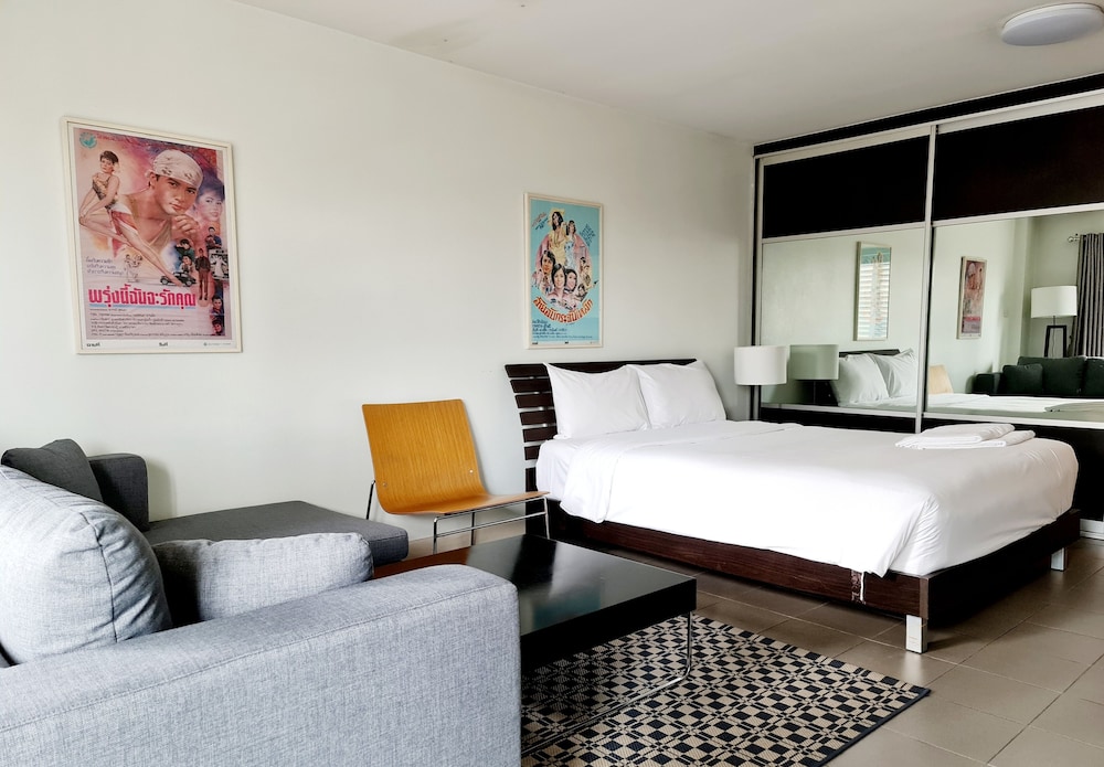 Sathorn Terrace Apartment 31/50