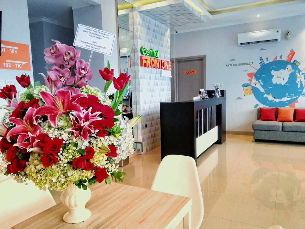 Central Front One Inn Jakarta Airport 30/33
