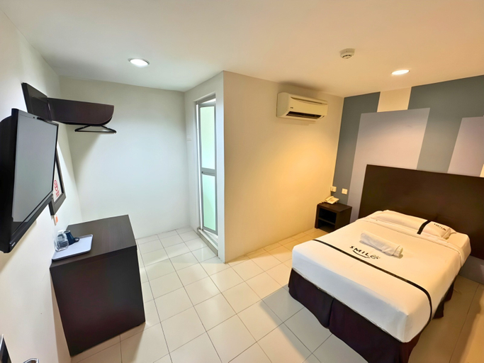 Room, Single