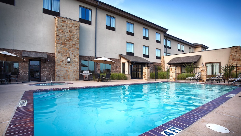 Best Western Plus Emory At Lake Fork Inn And Suites 2/42