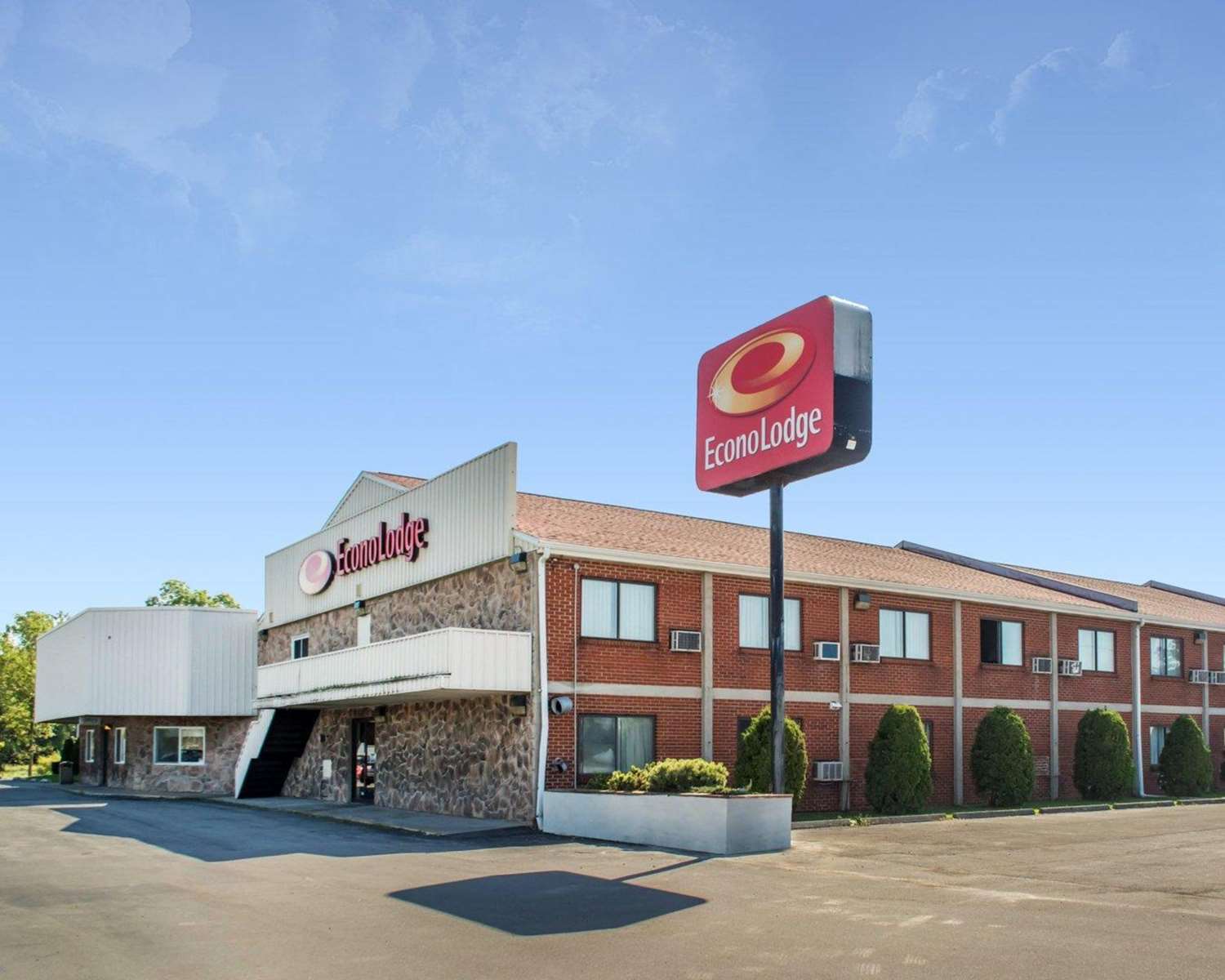 Econo Lodge Darien Lakes 46/46