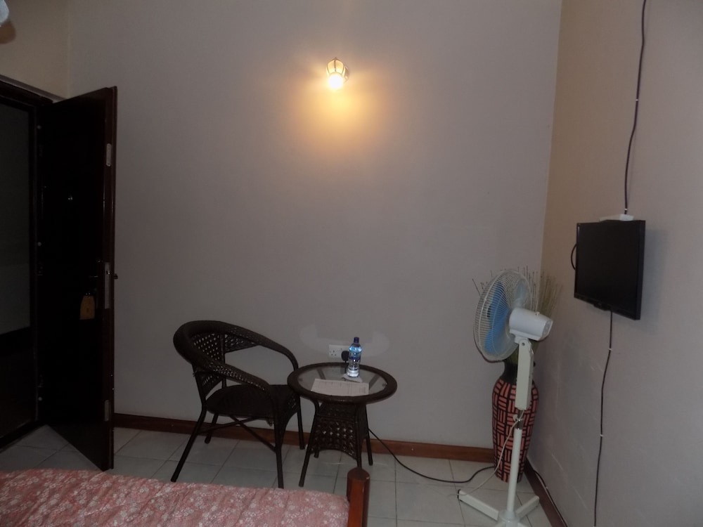 Peniel Beach Hotel 23/37