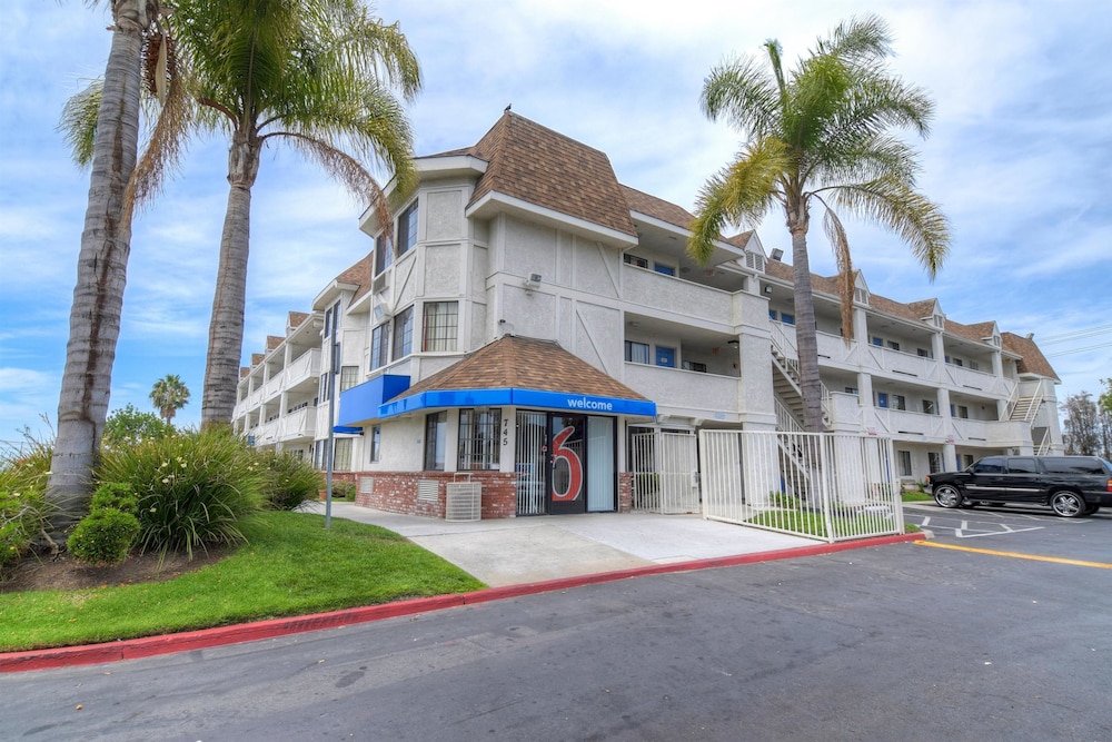 Motel6 Chula Vista, CA - San Diego in CHULA VISTA - CA