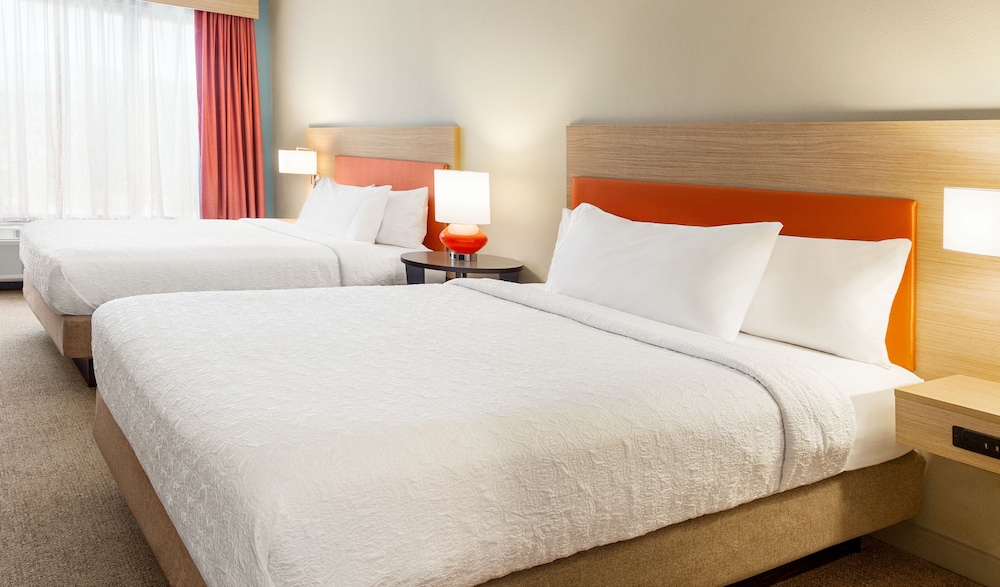 STUDIO, 2 QUEEN BEDS, ACCESSIBLE