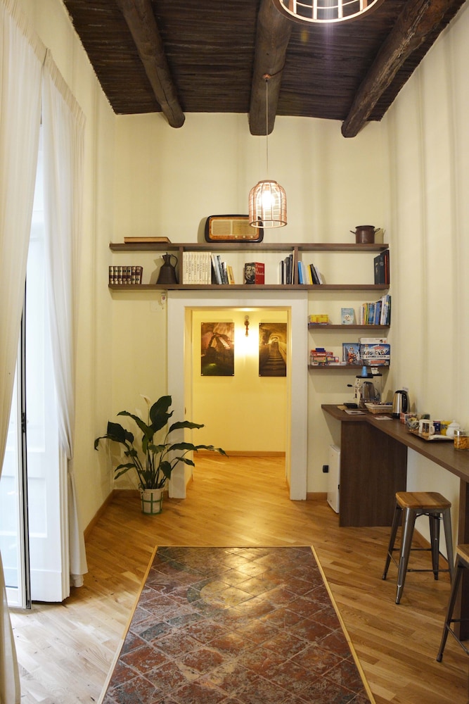 Domus Studio 25 Bed and Breakfast 30/50