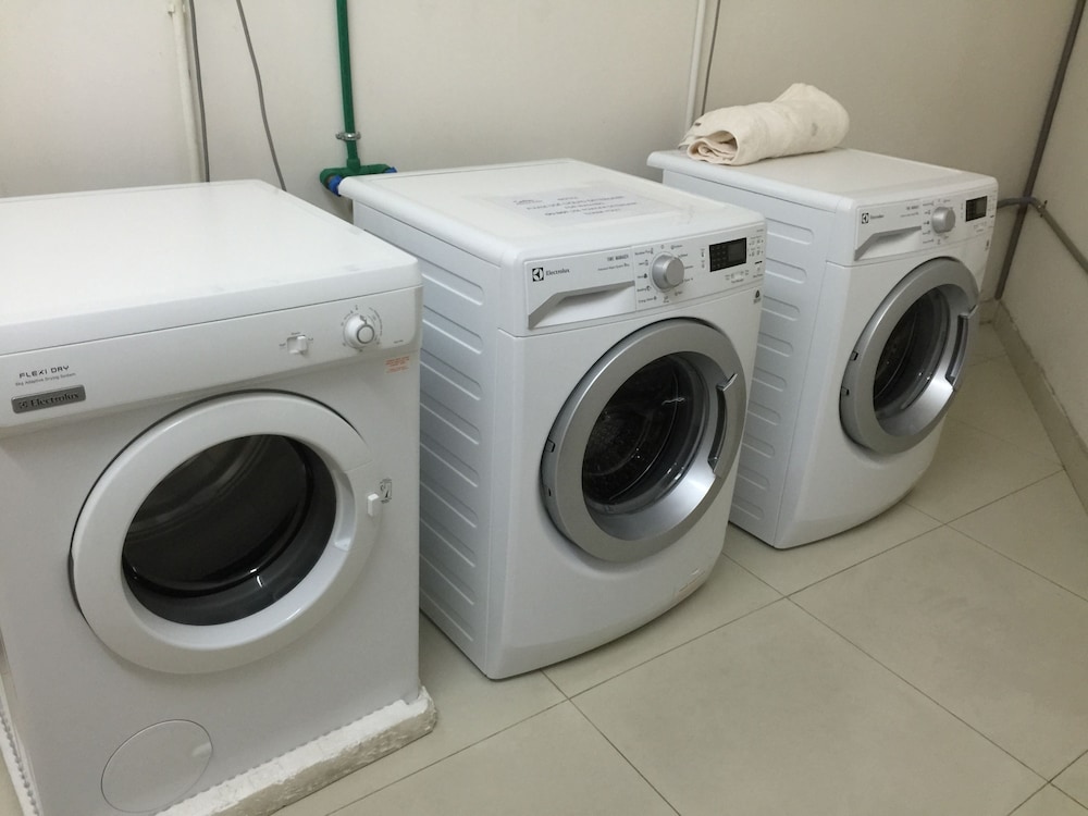 Bluesky Serviced Apartment Airport Plaza 34/54