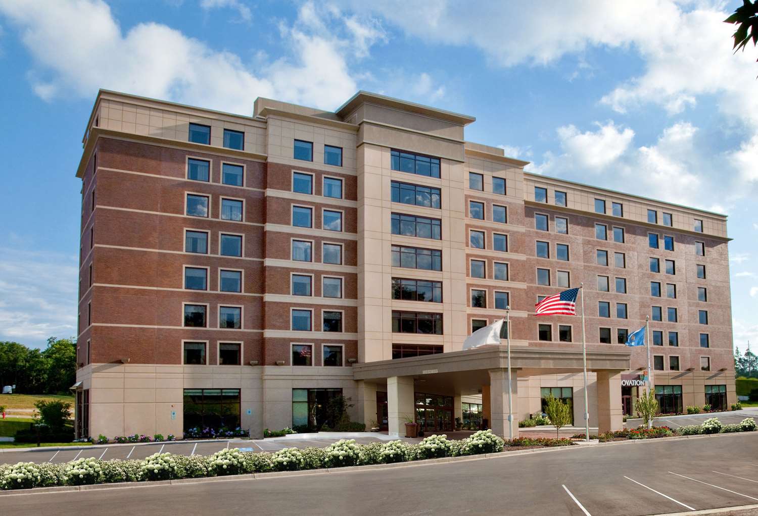 Sonesta Milwaukee West Wauwatosa 2/74