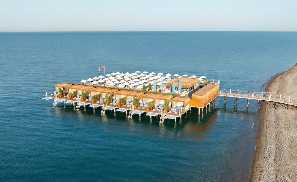 Kirman Hotels Belazur Resort and Spa 66/68