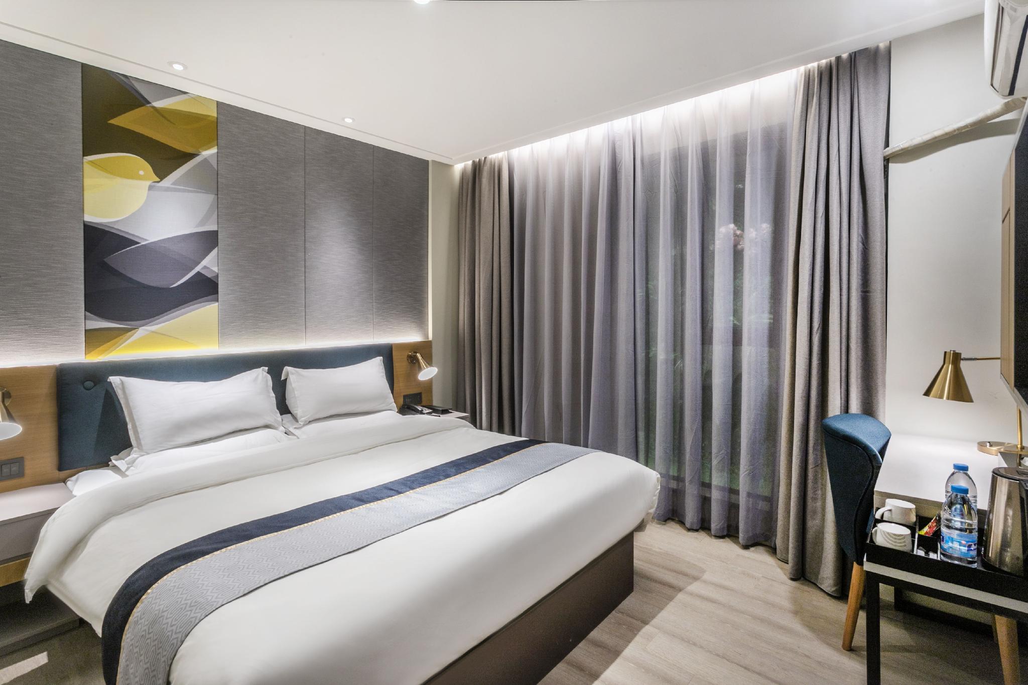 Homeinn Selected (Suzhou Xinqu Heshan Road Metro Station Branch) 19/33