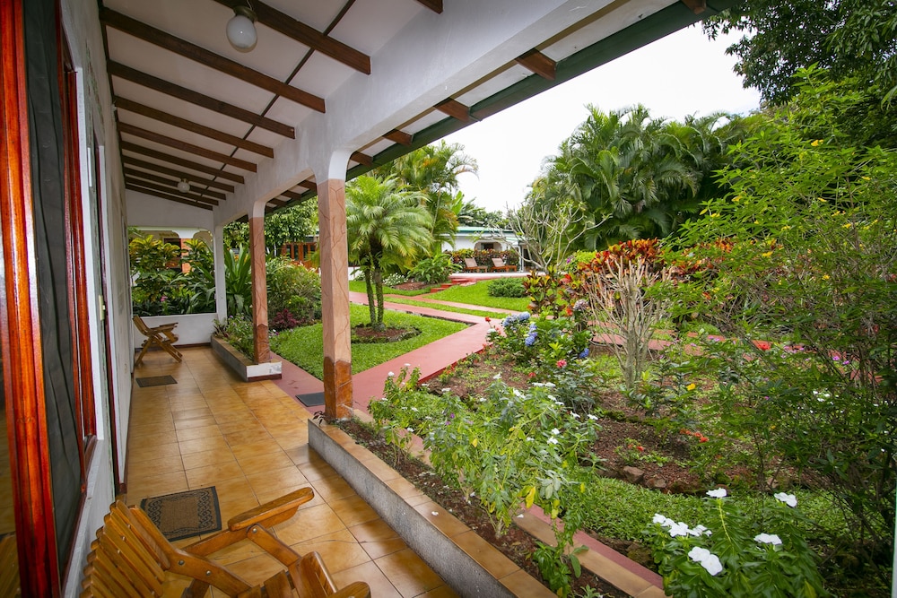 Hotel La Rosa De America 15/70