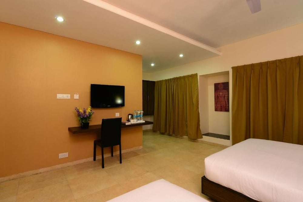 Matrix Inn Shirdi 21/46