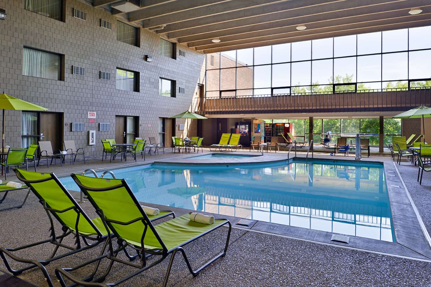 Best Western Plus Kelly Inn 27/27