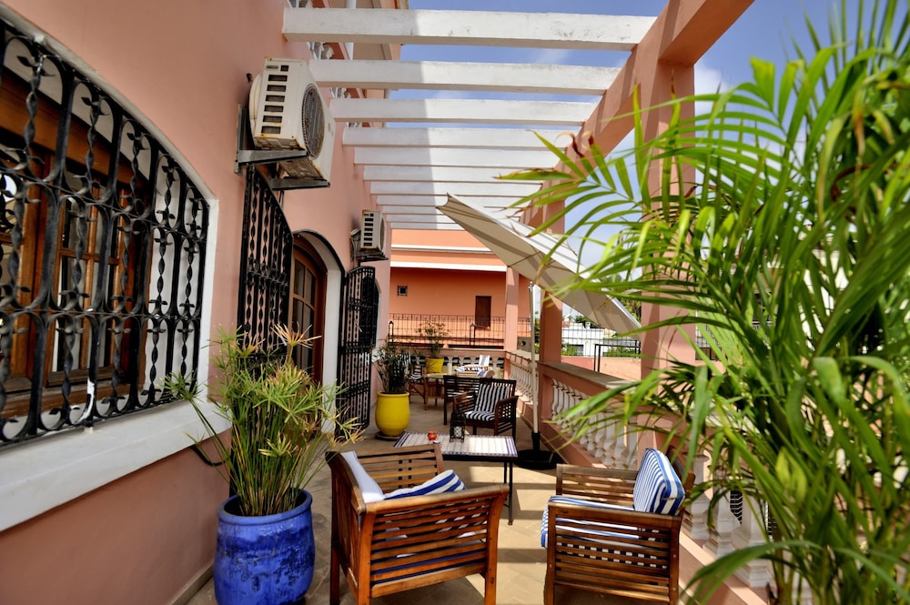 L'Hostel 23/50