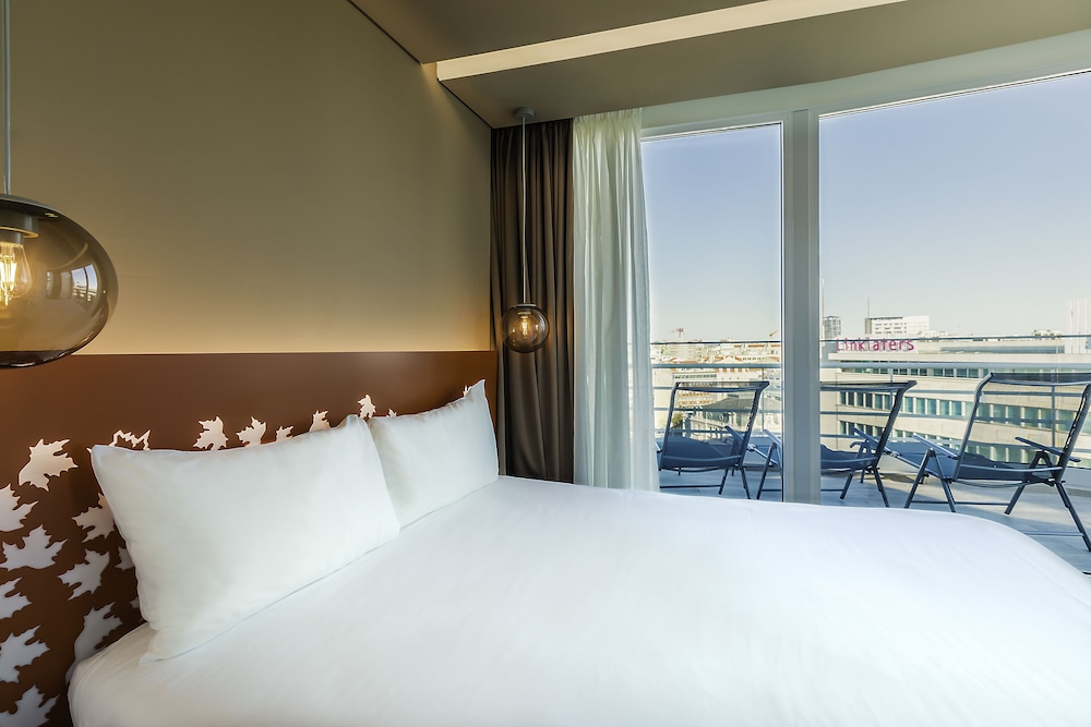 Ibis Styles Lisboa Centro Marques de Pombal 11/73