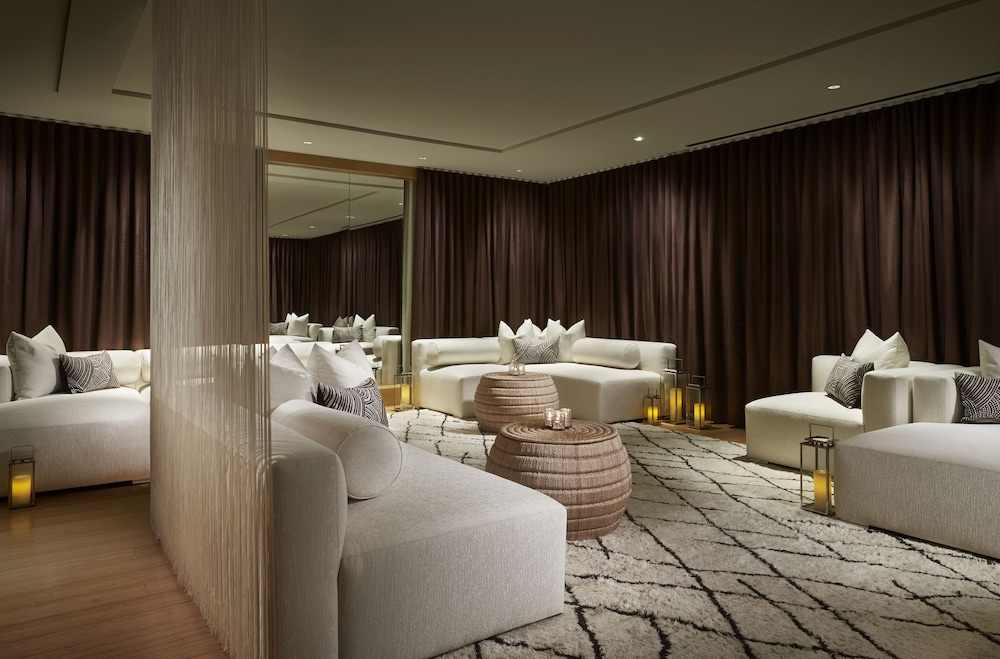 The Ritz-Carlton, Charlotte 34/38