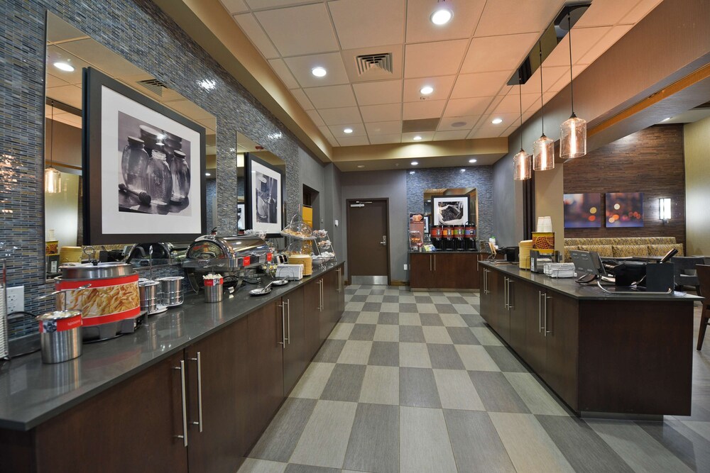Hampton Inn And Suites Columbia Southeast Ft Jackson 36/47
