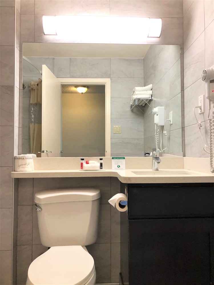 Days Inn by Wyndham Novato/San Francisco 21/50
