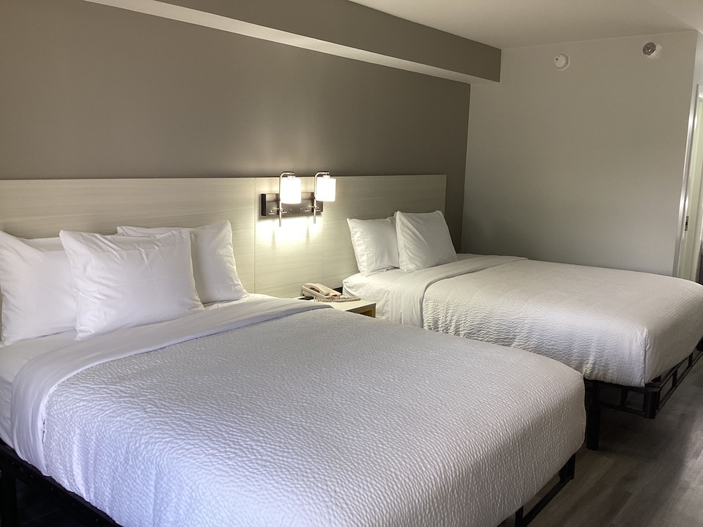 ROOM, 2 QUEEN BEDS
