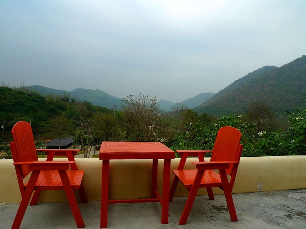 Hi - Scene Resort 49/69