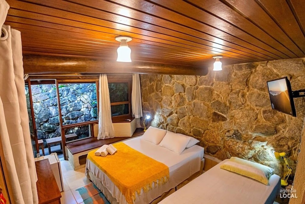 Casa Bonita Hospedagem E Café 18/35