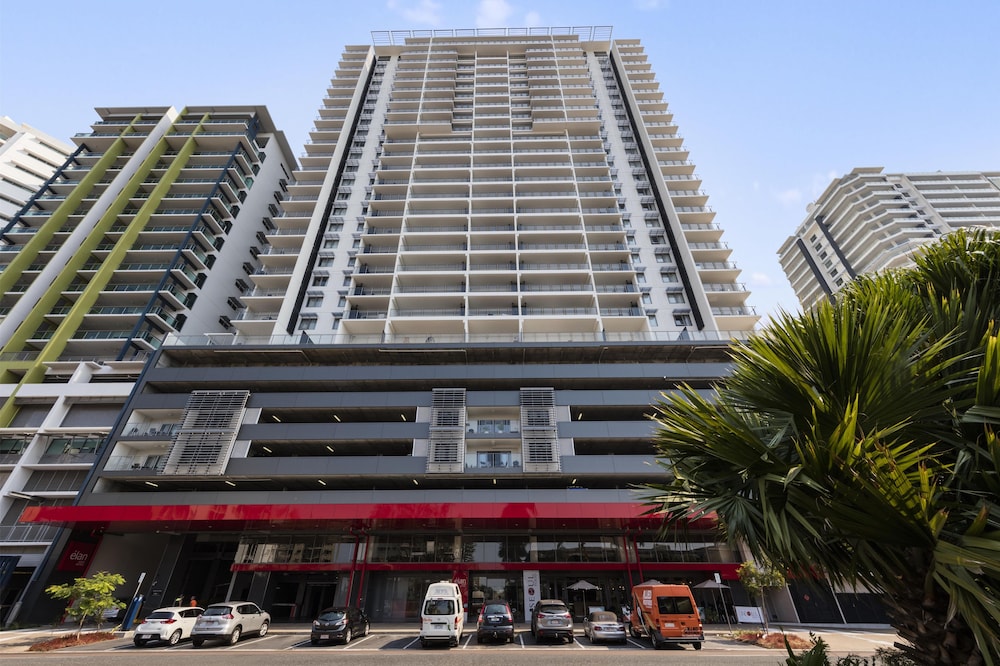 Oaks Darwin Elan Hotel 4/50