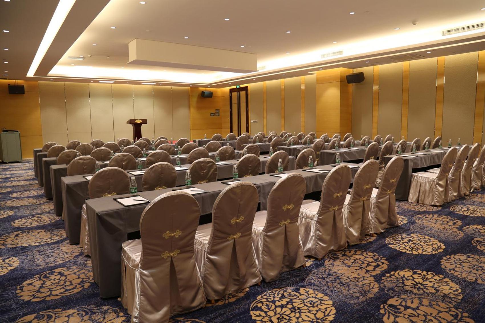 Changfeng Gloria Plaza Hotel 39/50