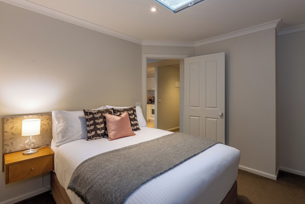 شقة بسرير كوين وسرير مزدوج بغرفتي نوم، Lifestyle Apartments At Ferntree 2/4