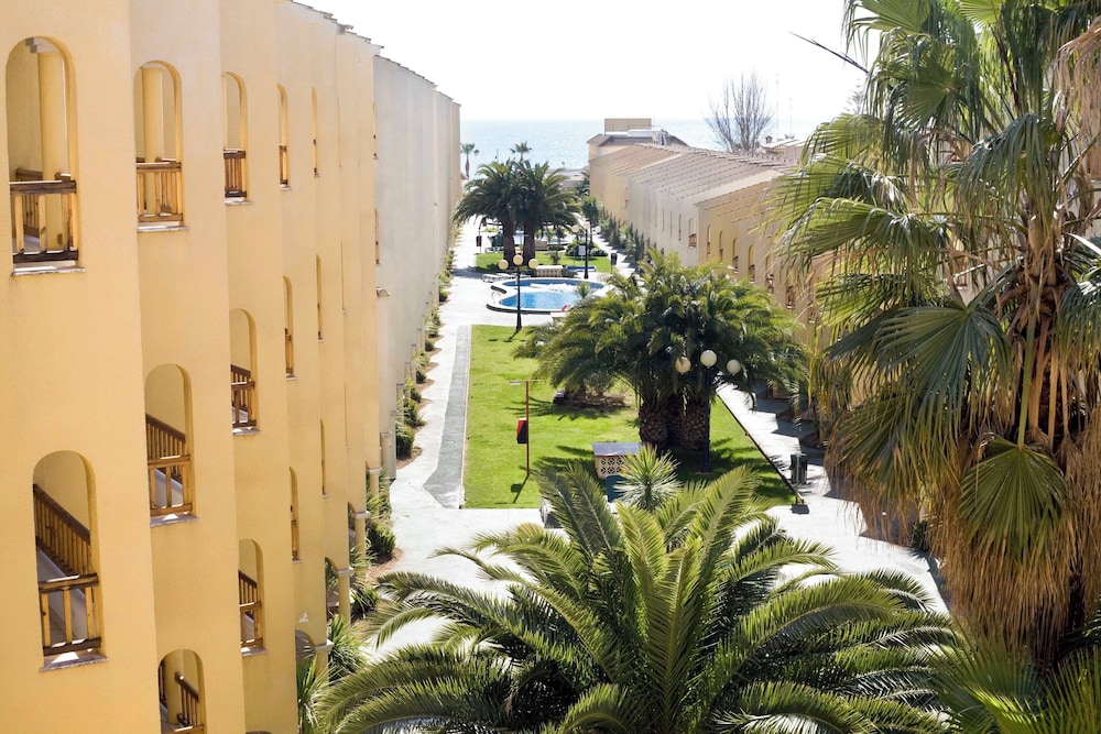 Apartamentos Turisticos Jardines del Plaza