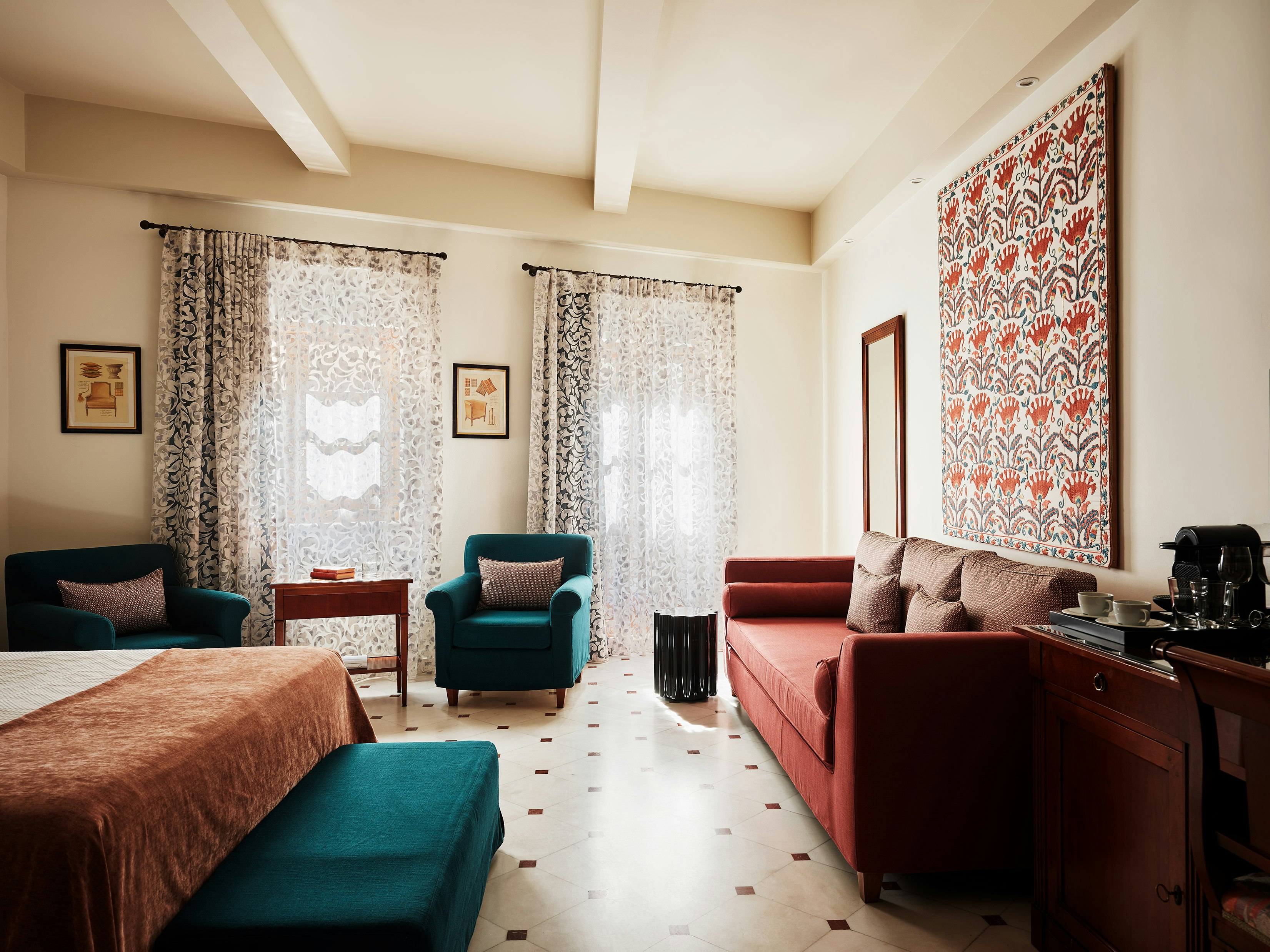 Casa Delfino Suites 64/93