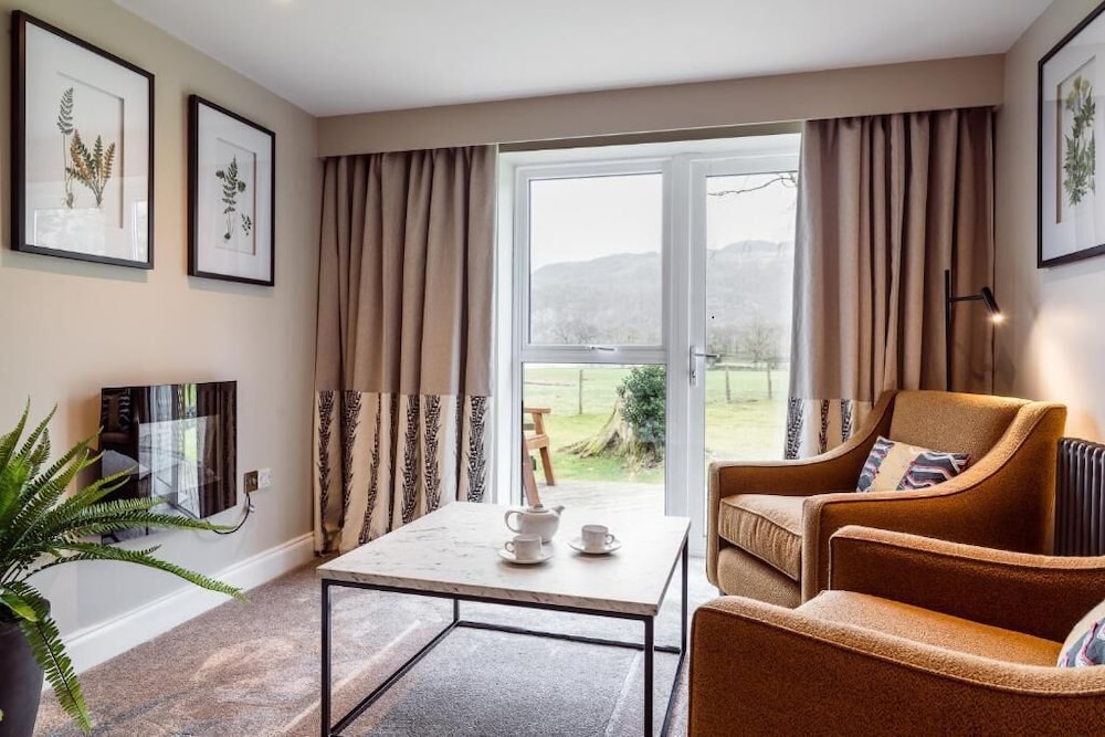 Borrowdale Gates 45/66