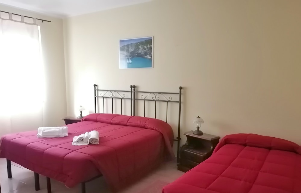 ECONOMY, DOUBLE BED
