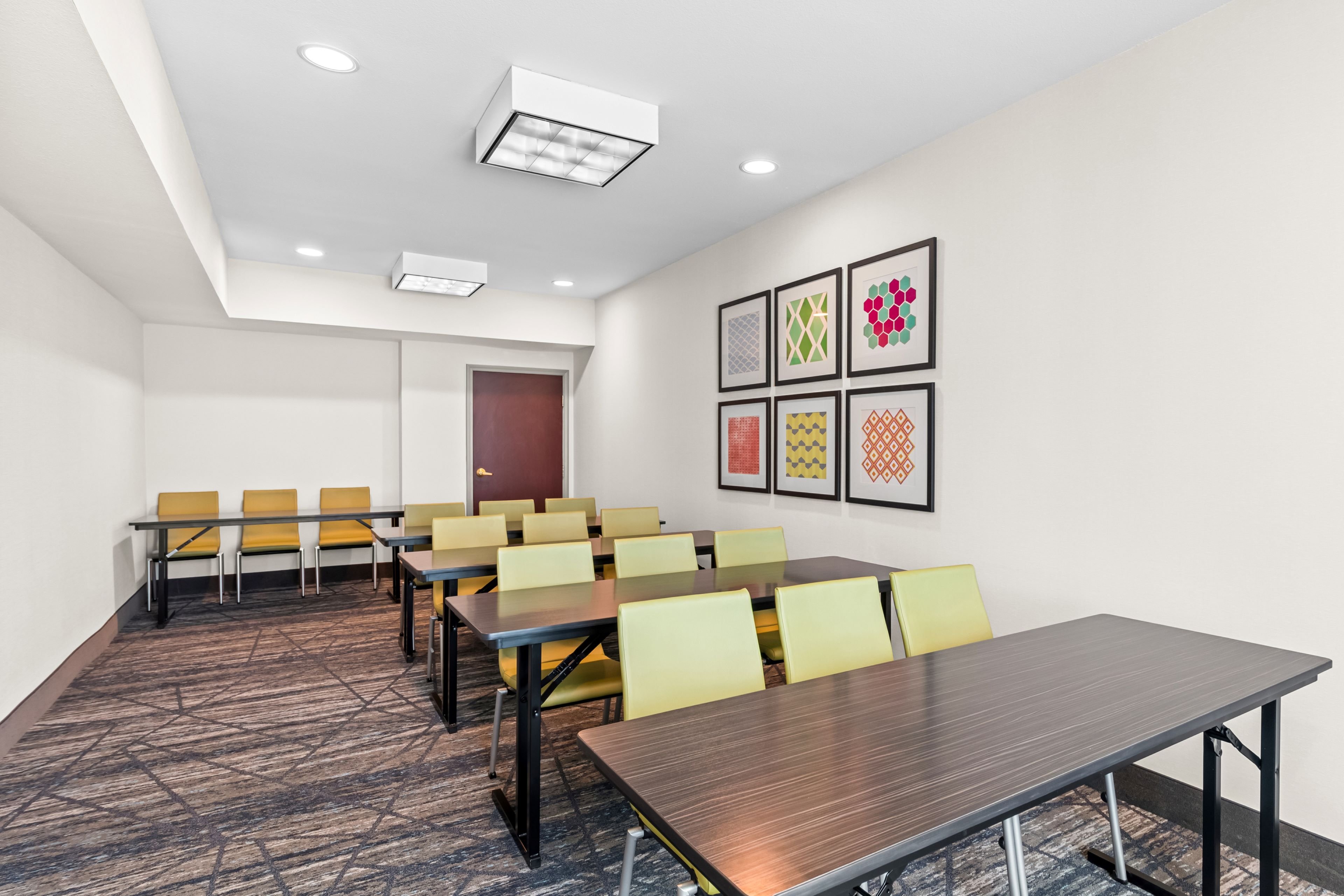 Holiday Inn Express & Suites Austin SW - Sunset Valley, an IHG Hotel 35/50