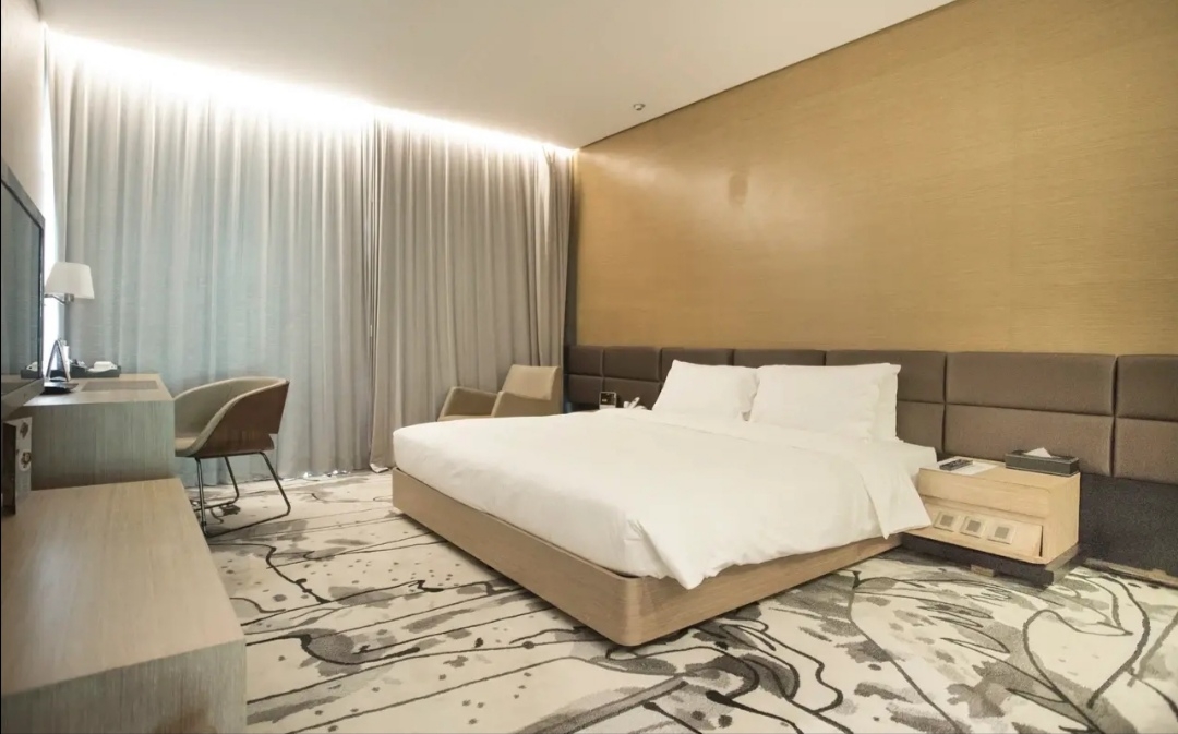 CM+ Serviced Apartment Shenzhen Hillside 16/36