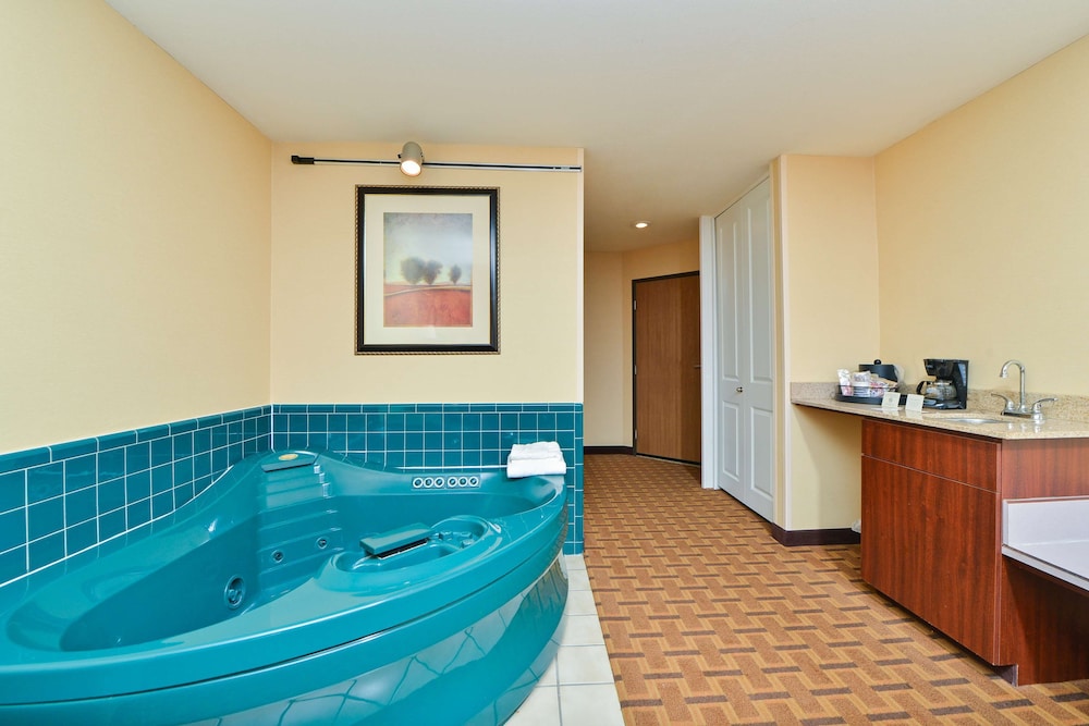 Best Western Plus Meridian 9/35