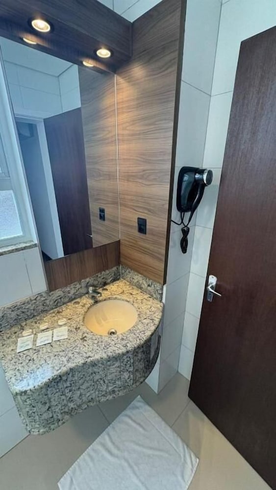 Afford Hoteis Lages 46/49