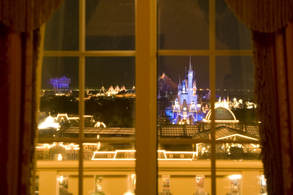 Tokyo Disneyland Hotel 29/50