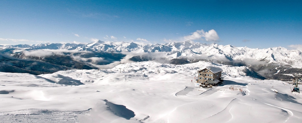 Hotel Pinzolo Dolomiti 64/76
