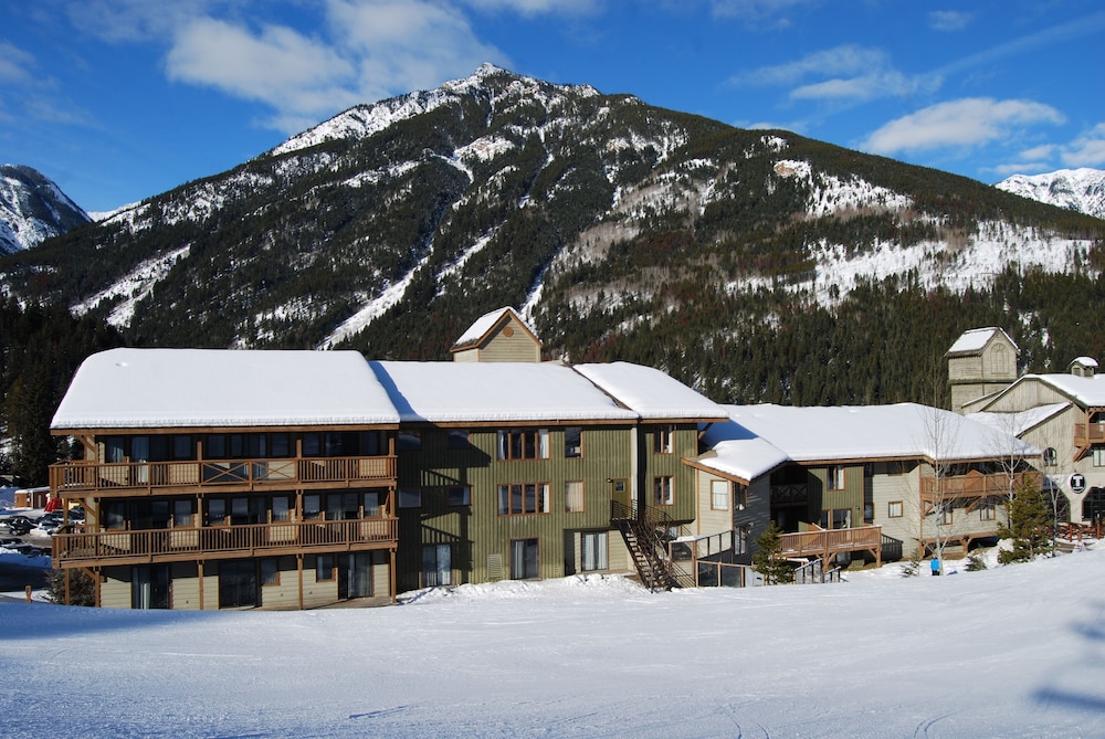 Panorama Mountain Resort Pine Inn 2/57