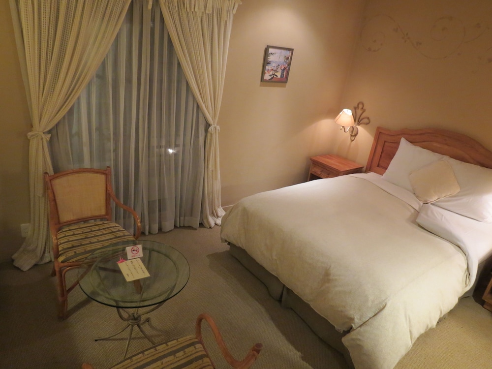 Poppy Springs Resort & Spa 20/63