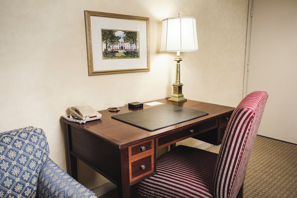 The Griffin Hotel - A Colonial Williamsburg Hotel 33/61